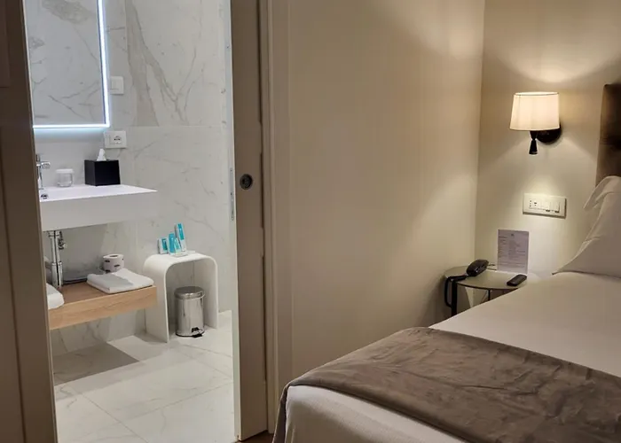 Sempione Boutique 4* ستريزا